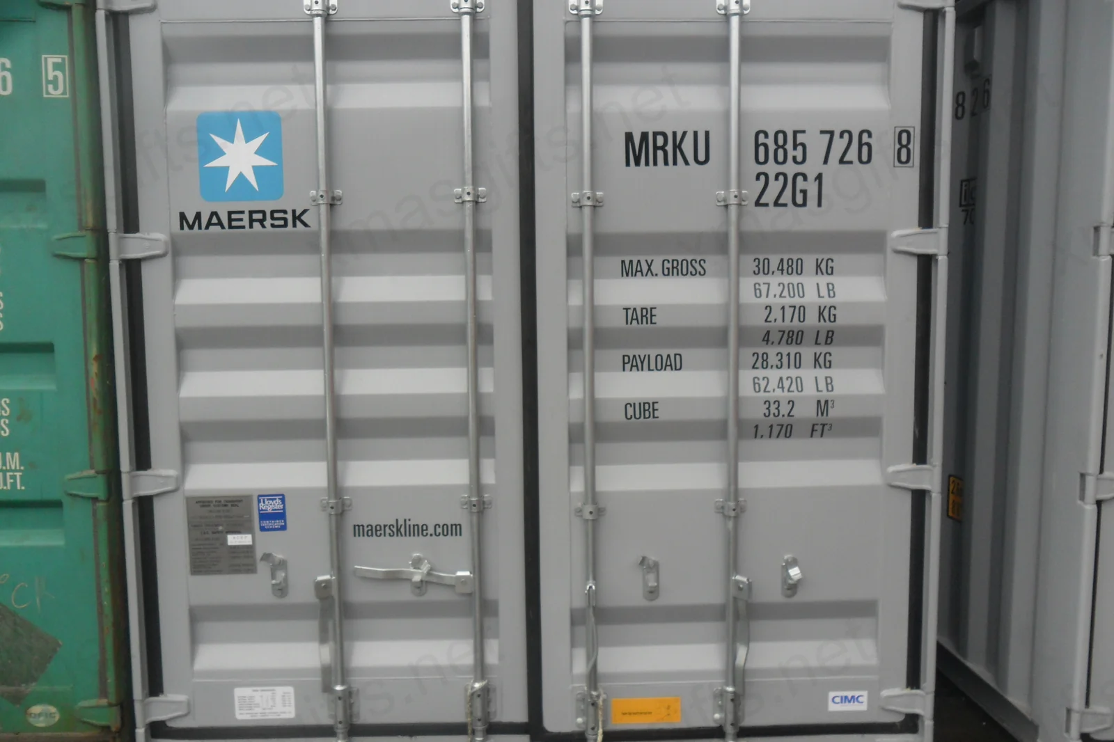 Maersk container door with MRKU 685 726 8 seal