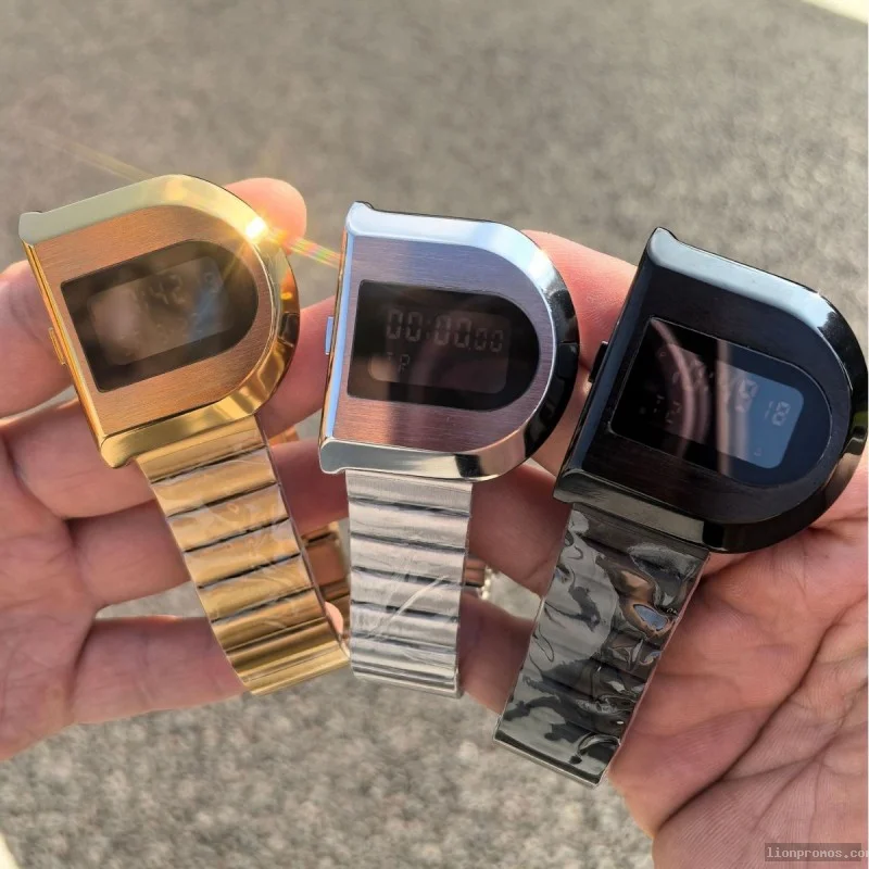 New Irregular Retro Digital Watch, Multifunctional Waterproof Business Wristwatch