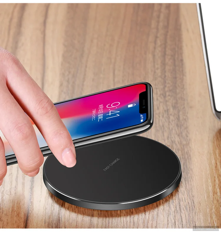 Qi Wireless Charger 10W Fast Phone Charging Pad for Smartphone