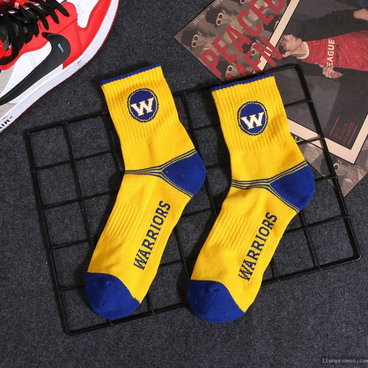 Wholesale Basketball Socks Custom Team Sports Athletic Socks